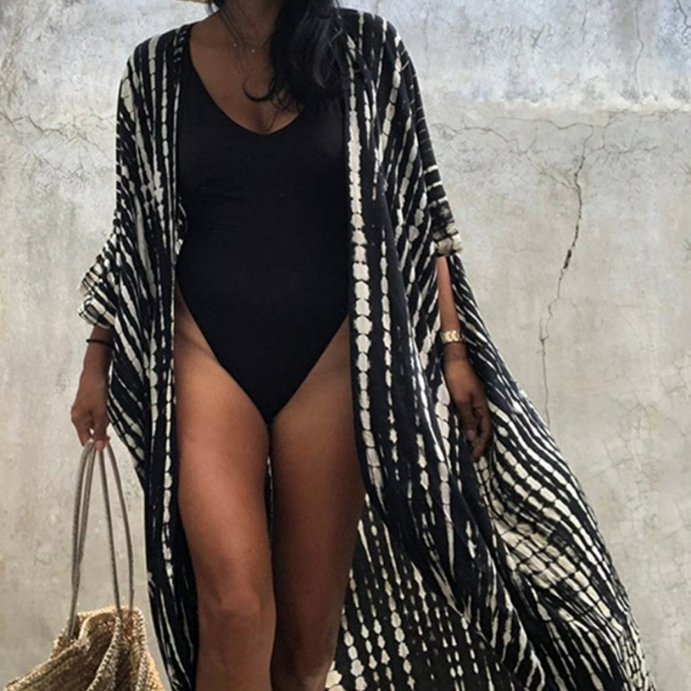 Black and White Beach Cover Up Tunic